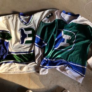 HOCKEY JERSEYS MODELED FROM BINGHAMTON WHALERS AHL